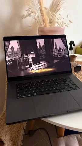 Apple MacBook Pro 16-inch (Apple M4 Pro, 24GB) - Late 2024