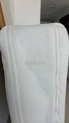 Comfort foam mattress. good condition. Has two stains. Size. 160x200. Pick up in Sky Tower, Reem.