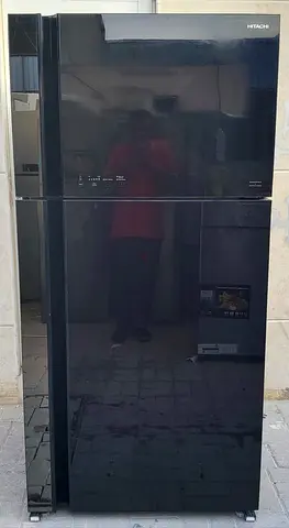 This one Hitachi brand Refrigerator 600 liter gross capacity  perfect working condition