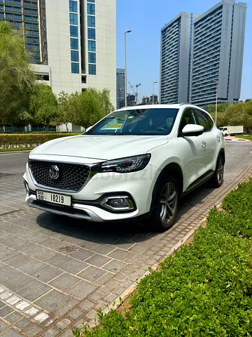2023 MG HS Trophy GCC Specs