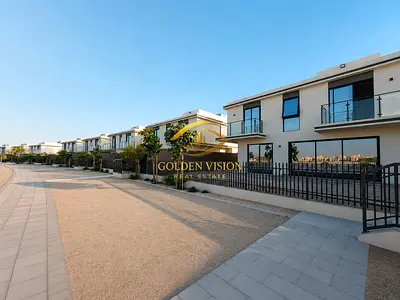 Exclusive Beachfront 4BR Villa | Maid's & Driver's Rooms | Private Beach