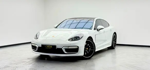 2022 Porsche Panamera GTS, Warranty, Full Porsche Service History, GCC Specs