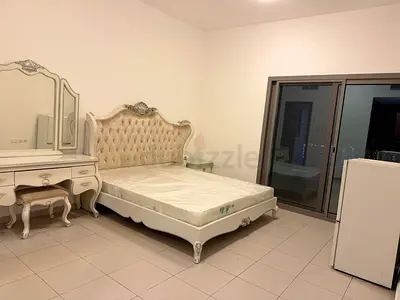 Master room available in Spinneys behind, Mankhool