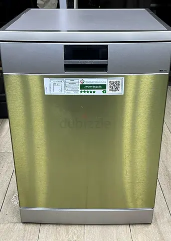 Siemens IQ700 WIFI dishwasher 3 Racks size 60cm Exellent Condition