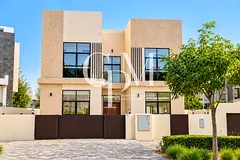 Vacant Luxury 5BR | Community Centre Facing | Single Row Villa
