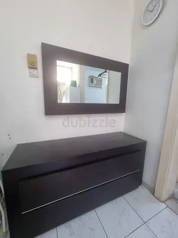 Dressing table and side table set with soft close