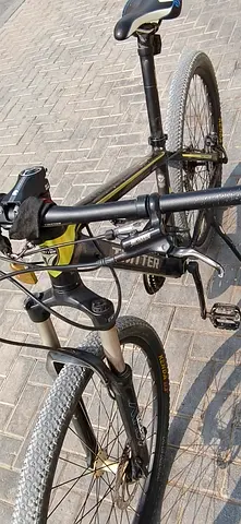 Used men’s mountain bike - 27.5 wheels, front suspension