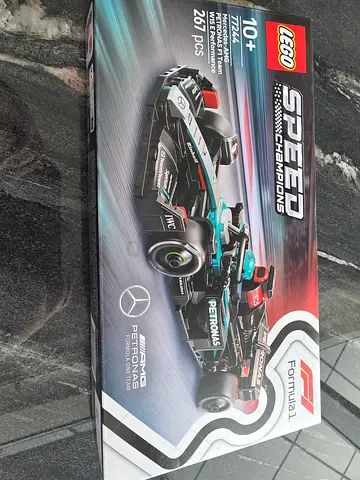LEGO Speed Champions Mercedes-AMG Petronas F1 Team 77244 - 267 pcs, box included