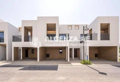 Huge Layout | Near to Amenities | Vacant
