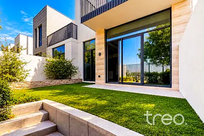 Family Area | Spacious Garden | Prime Location