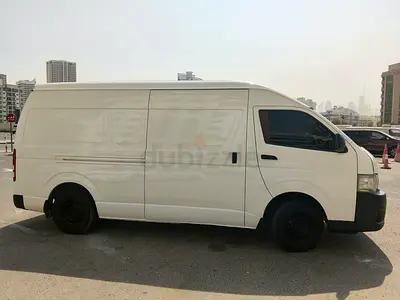 Toyota Hiace Standard 2013 GCC Specs