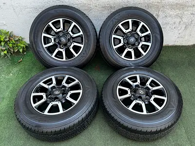 Original Toyota Tundra TRD 18inch Rims and Tyres