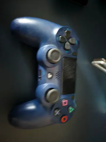 Playstation ps4 PRO for sale ,FREE EXTRA DualShock 4 Wireless Controller. Used EXCELLENT CONDITION