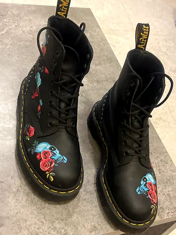 Dr. Martin Boots
