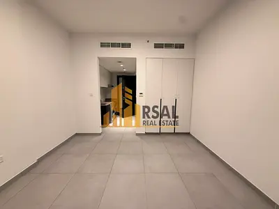 Lavish Studio Apartment with Multiple Amenities