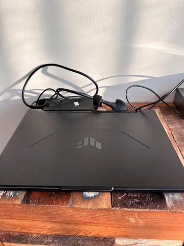 ASUS TUF GAMING F15 (Upgrade 16gb ram + official charger)