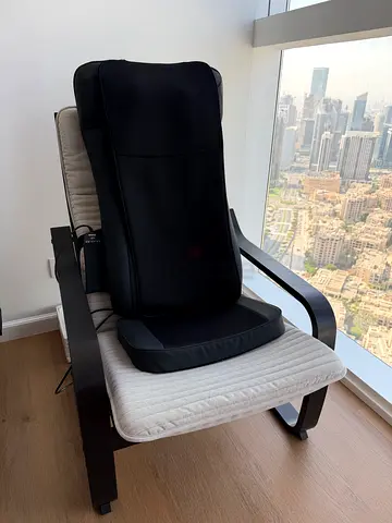 Full-body Shiatsu Back Massage chair - Perfect Condition - Japanese version - easy to use - MADE