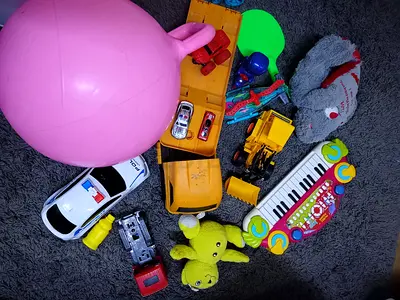 Baby toy and finding chair