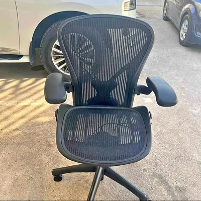 Herman Miller Aeron chair for selling.fully loaded