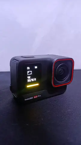 8k Insta 360 Ace Pro Action Camera with Battery