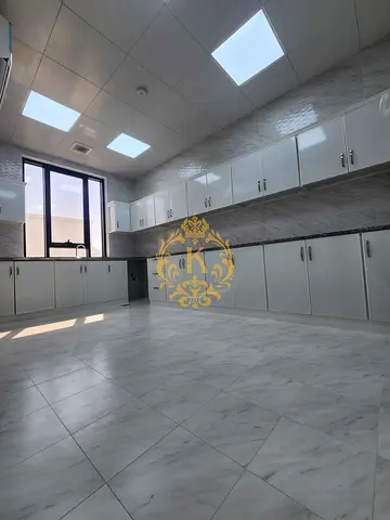 SPACIOUS! 3 BEDROOM HALL A PART OF VILLA AVAILABLE AT ZAYED CITY