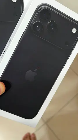 iPhone 18 pro max physical sim eSIM 256 black