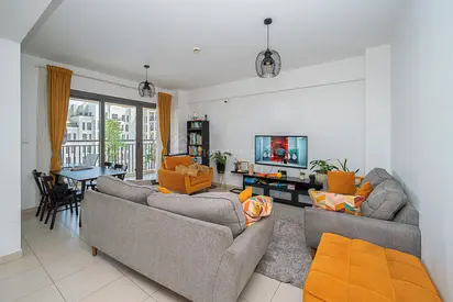 Pool View | Closed Kitchen | Prime Investment