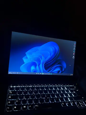 للبيع لابتوب بسعر جبار ThinkPad