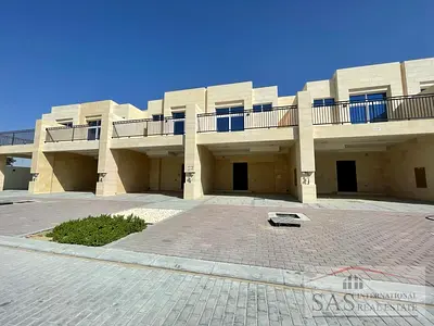 Spacious Townhouse Available for Rent – good condition