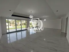 Newly Refurbished 5BR Villa | Shared Pool & Gym