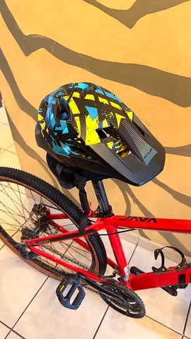 JAVA Passo Mountain Bike Size: S Condition: Used 3 times, newly serviced Extras: New tyre, full-face