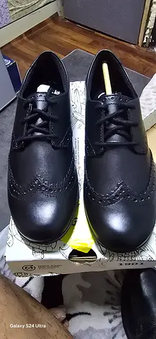 Girls Clarks Scala Lace K Black leather shoes, unworn, size EUR 33, EUR 34, and EUR 35