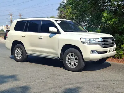 Toyota Land Cruiser 2019 GXR GCC Specs