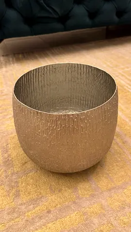 Large Decorative Metal Bowl – 22cm