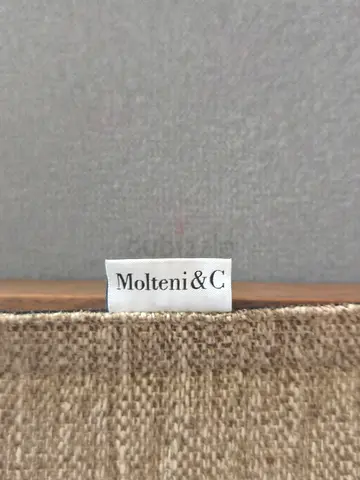 Molteni&C Beige color dining seat