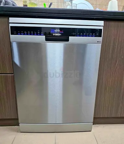 Siemens IQ500 Latest model Three Racks Dishwasher Excellent Condition With Wi-Fi model