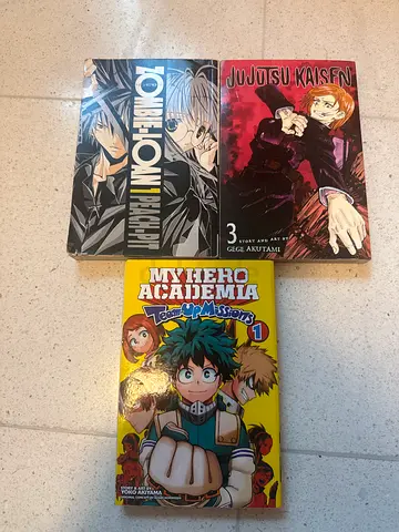 Set of 3 Manga Volumes - My Hero Academia 1, Jujutsu Kaisen 3, Zombie-Loan 1