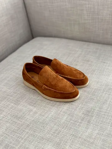 New stylish LP Sheos