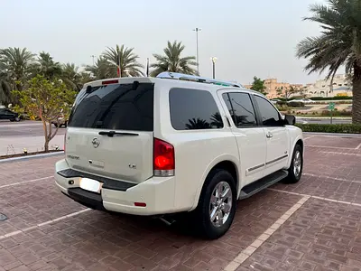 2014 Nissan ARMADA — фото 9