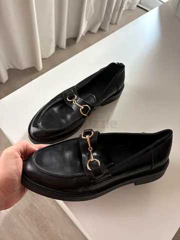 Ladies shoes size 40, in excellent condition