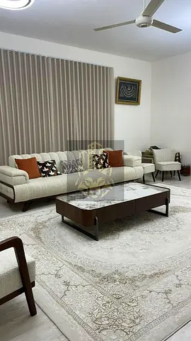 **🏡 للبيع فيلا مميزة في الشارقة – منطقة الرمثاء** فرصة رائعة لامتلاك فيلا بمساحة أرض كبيرة وموقع مميز، مناسبة للسكن العائلي وتوفر مساحة واسعة وخصوصية
