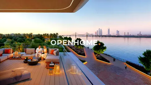 Contemporary Waterfront Haven-Refined Lifestyle Amenities
