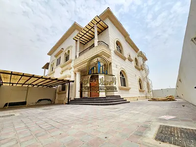 Luxury 5BHK Villa With Maid room For Rent in Hoshi Sharjah