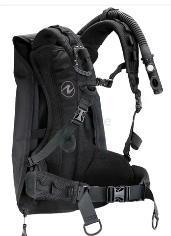 BCD Aqualung Diving
