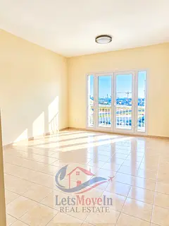 Amazing Offer for Family!!2bhk for rent in Cbd Building.....