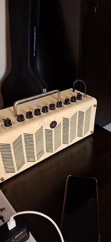 Yamaha THR10II small desktop guitar amp - cream, mint condition