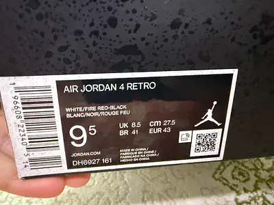 Air Jorden 4 Retro white and fire red black