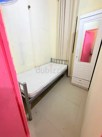 PARTITION ROOM AVAILABLE