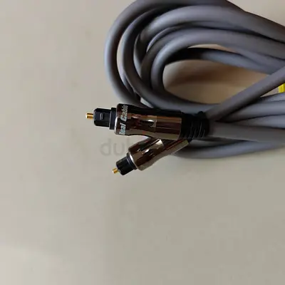 Real Cable optical digital audio cable (Toslink).