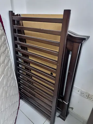 Crib for child 70x130 with mattress included